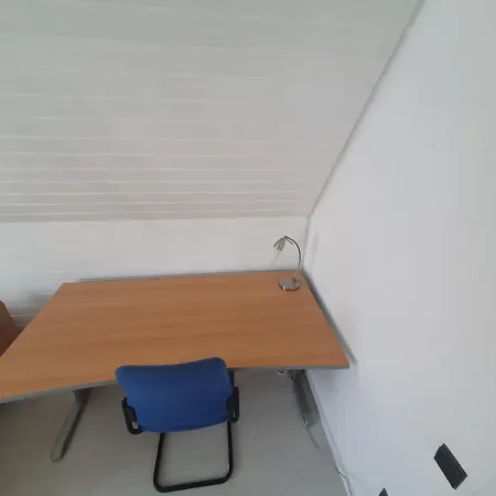 Homestay Gemuetliches Privatzimmer Mit Franzoesischem Doppelbett An Der Universitaetsklinik *