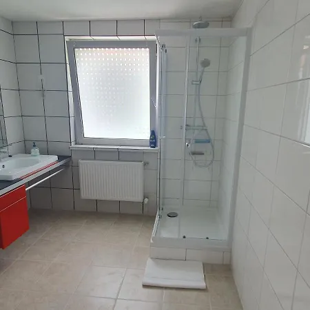 Gemuetliches Privatzimmer Mit Franzoesischem Doppelbett An Der Universitaetsklinik Mainz